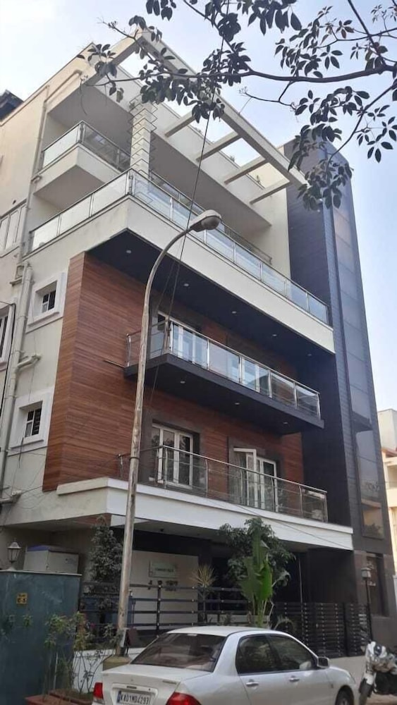 green valley suites