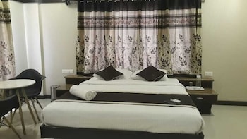 green valley suites
