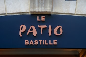 le patio bastille