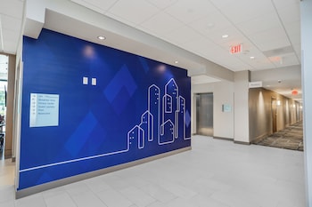 holiday inn express and suites cedar rapids marion