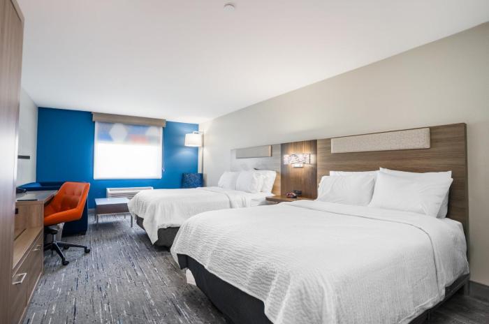 holiday inn express and suites cedar rapids marion