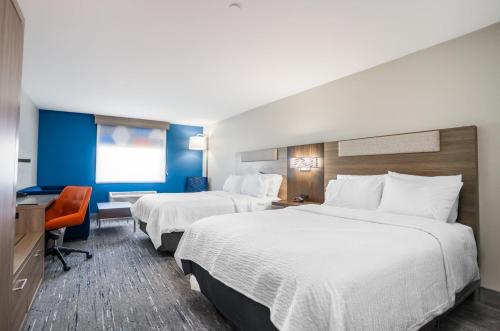 holiday inn express and suites cedar rapids marion