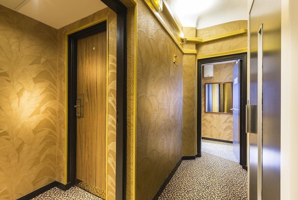 crystal hotel
