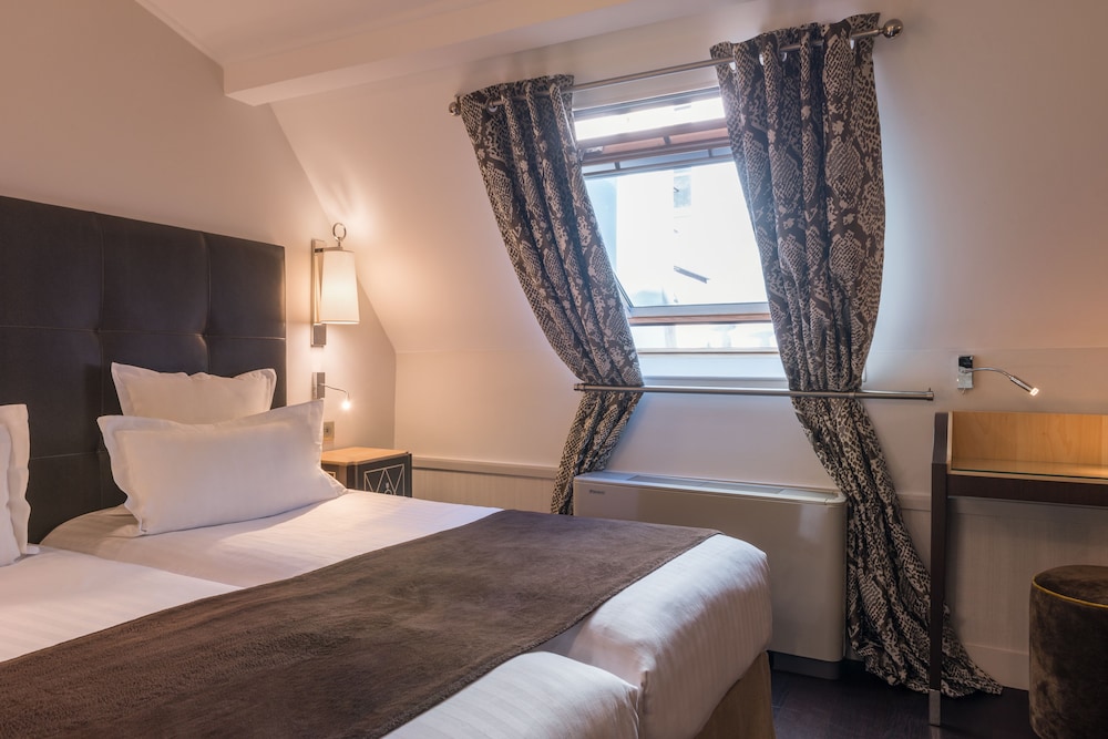 crystal hotel
