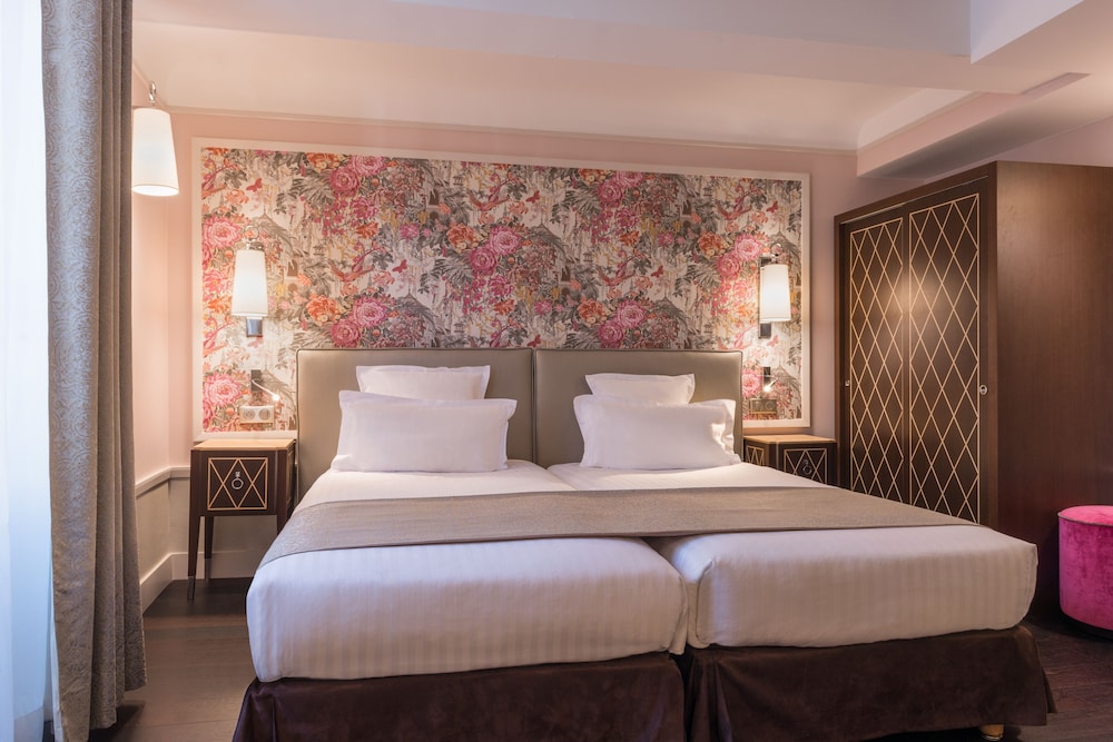 crystal hotel