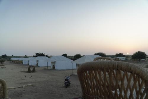desert abu safari