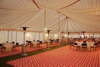 Stay In Kumbh,,3 star