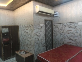 g d guest house by grb