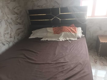 g d guest house by grb