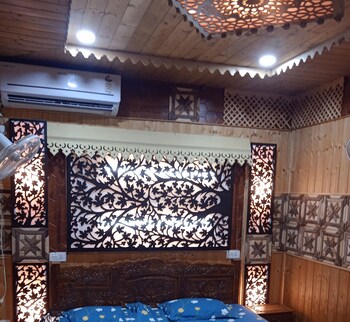 houseboat new dongola