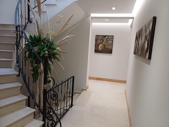 Oxygen Boutique Hotel,,2 star