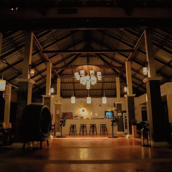 Khanom Seabeach,,3 star