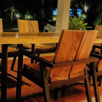 Khanom Seabeach,,3 star