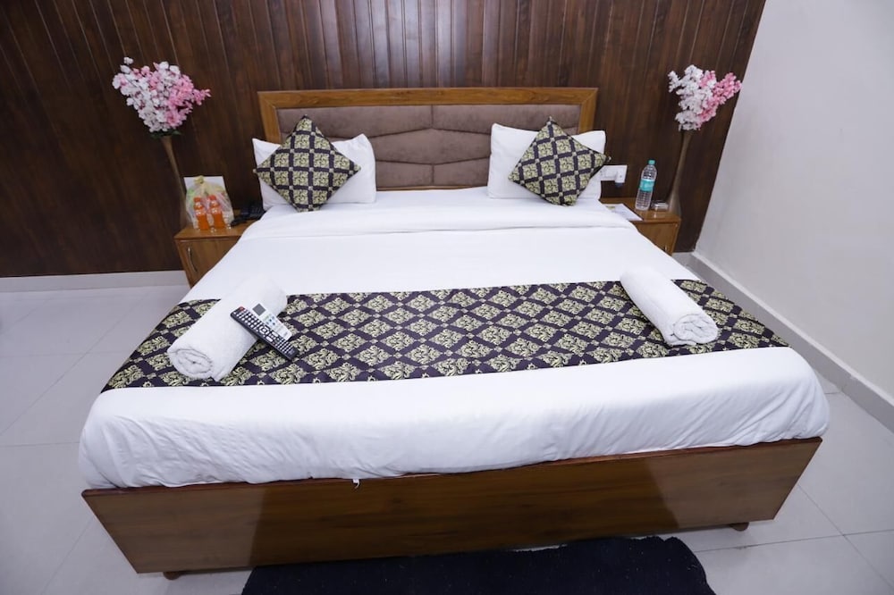 corporate inn 52