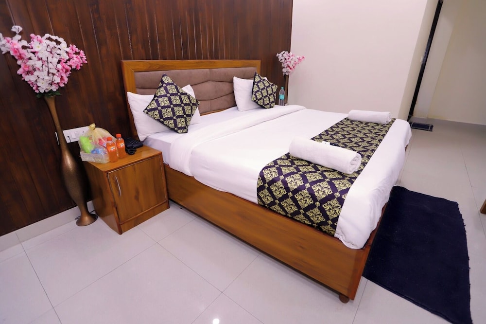 corporate inn 52