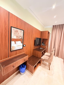 olivia hotel