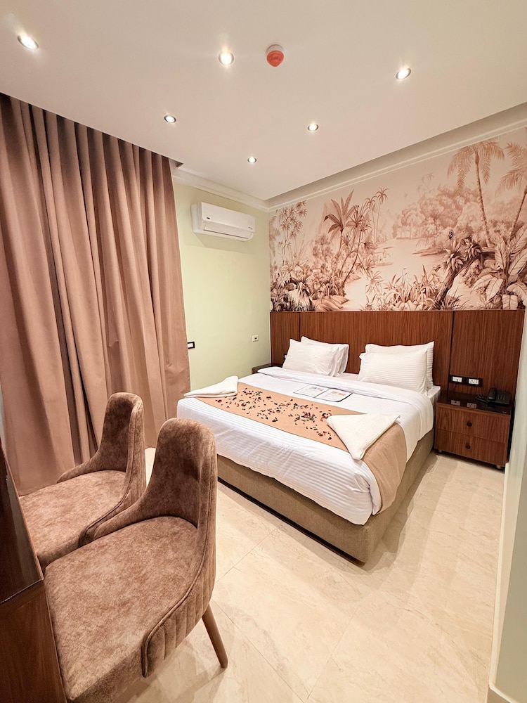 olivia hotel
