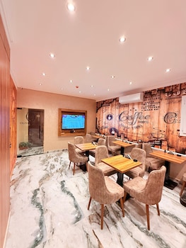 Olivia Hotel,36 Sherif Basha,3 star