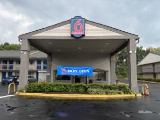 studio 6 suites charlotte nc northlake