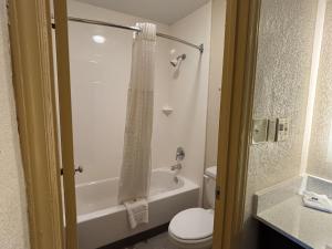 studio 6 suites charlotte nc northlake