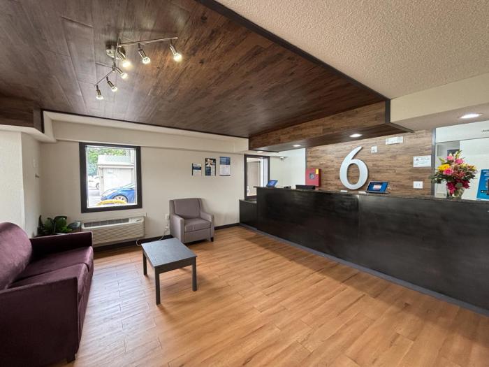 studio 6 suites charlotte nc northlake