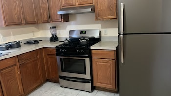 Nwk 457  Room 111-A,457 Irvine Turner Blvd,2 star