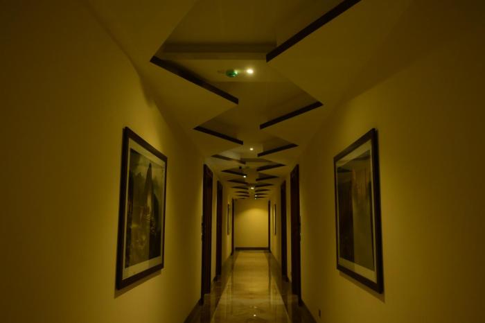 la grande suite and banquet hall