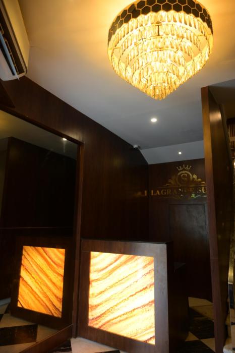 la grande suite and banquet hall