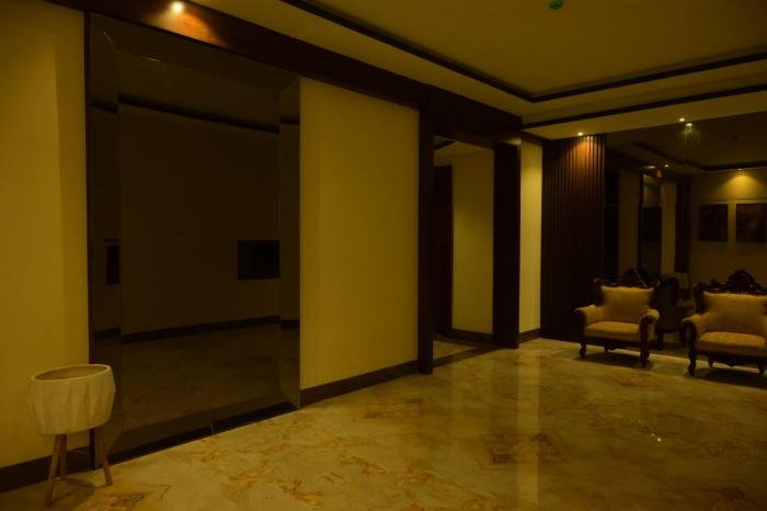 la grande suite and banquet hall