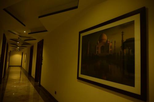 la grande suite and banquet hall