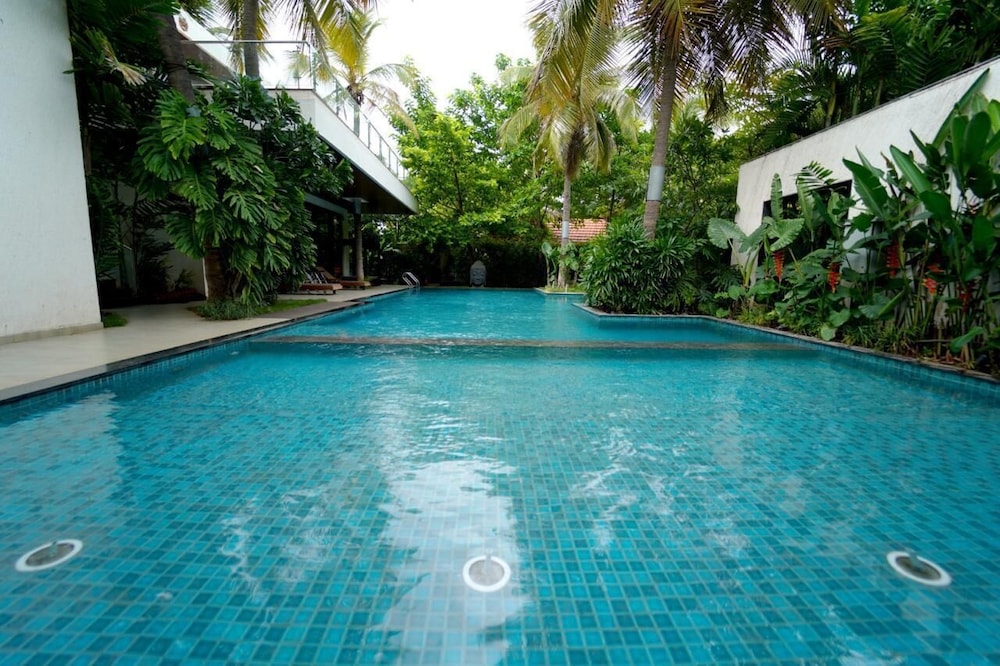 narayani revtree resort and villa