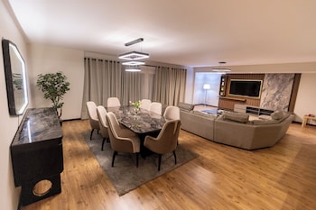 Ocean Apartments,Plot 1258 El-Nasr Rd,4 star