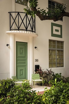 art deco marela boutique