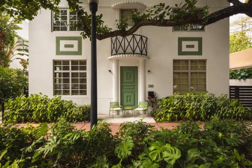 art deco marela boutique