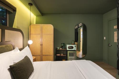 art deco marela boutique