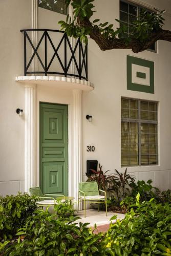 art deco marela boutique