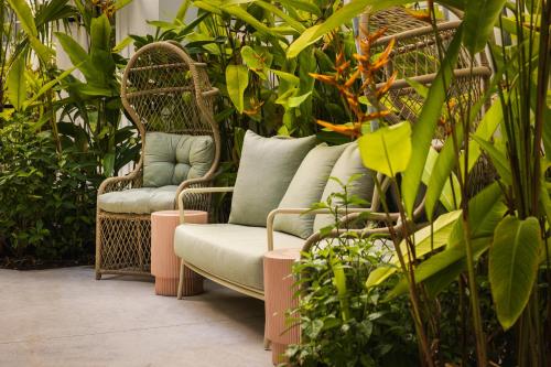 art deco marela boutique
