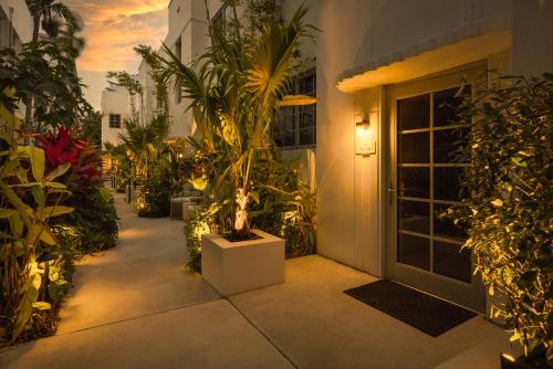 art deco marela boutique