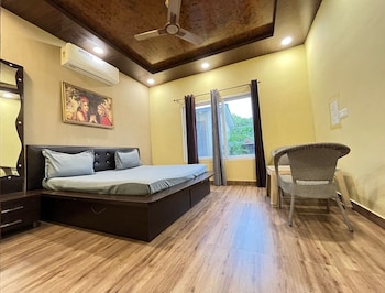 gobravo 37 2bhk farm with pool and garden sec150 noida