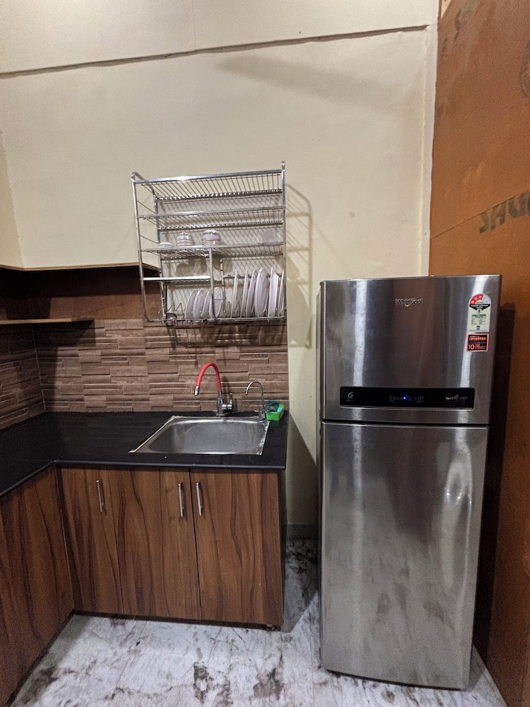 gobravo 37 2bhk farm with pool and garden sec150 noida