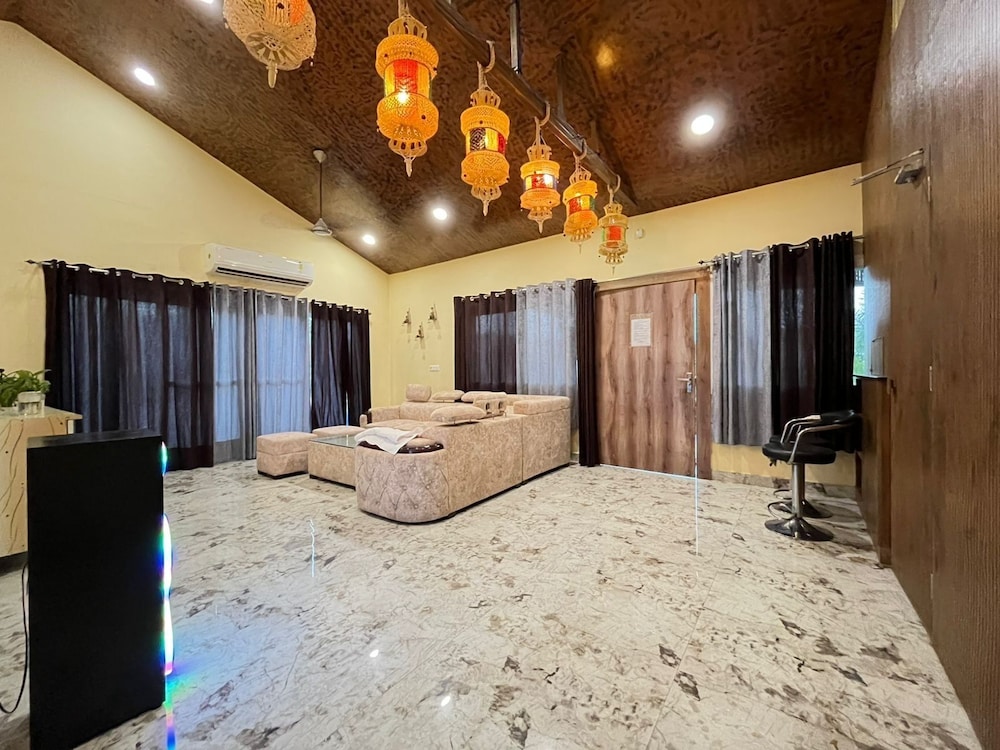 gobravo 37 2bhk with pool and garden noida