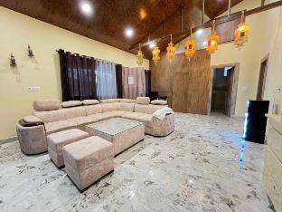 gobravo 37 2bhk farm with pool and garden sec150 noida