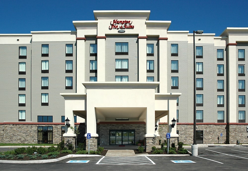 hampton inn and suites by hilton moncton