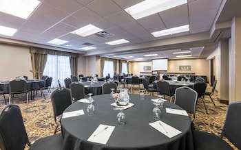 hampton inn and suites by hilton moncton