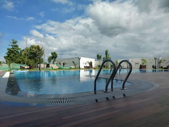 narayana green resort