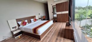 narayana green resort