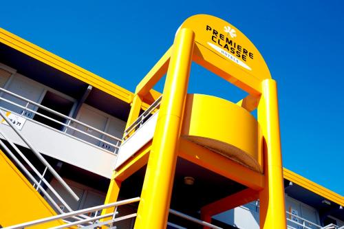 premiere classe caen est mondeville