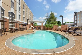 hampton inn and suites montgomery eastchase