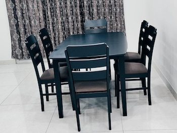 zenith paradise luxurious 3br apartment