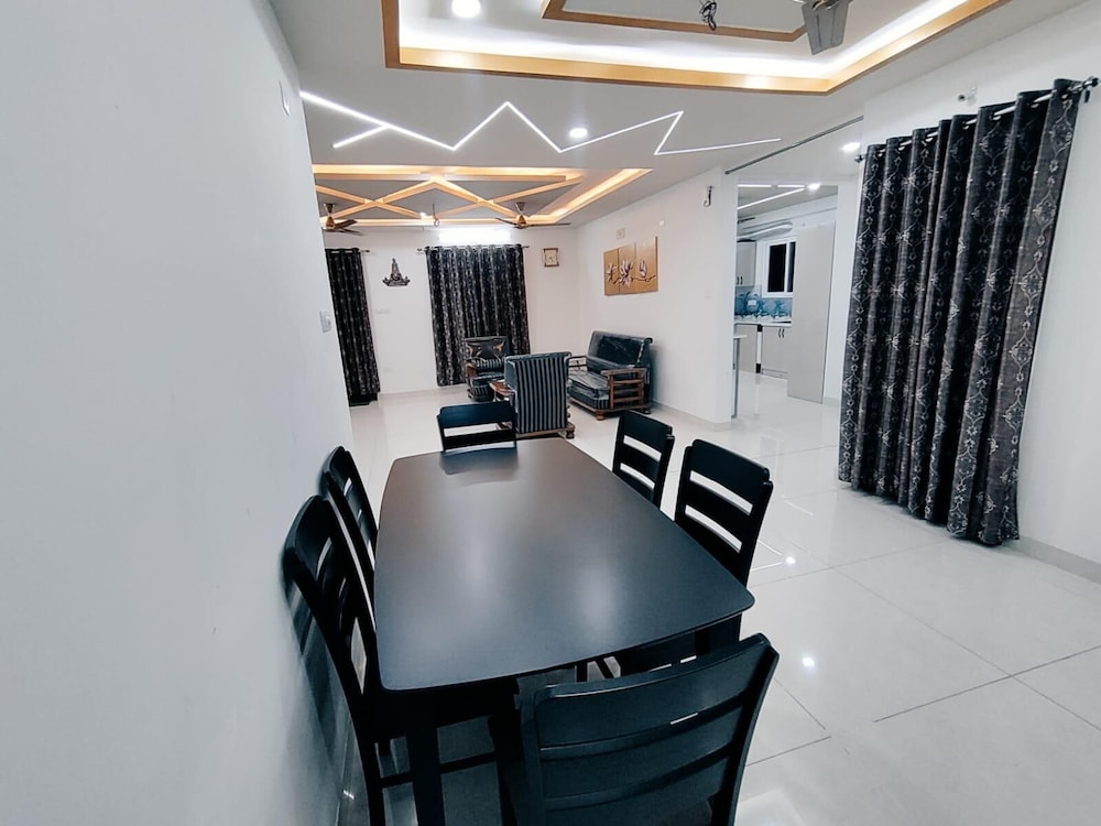 zenith paradise luxurious 3br apartment
